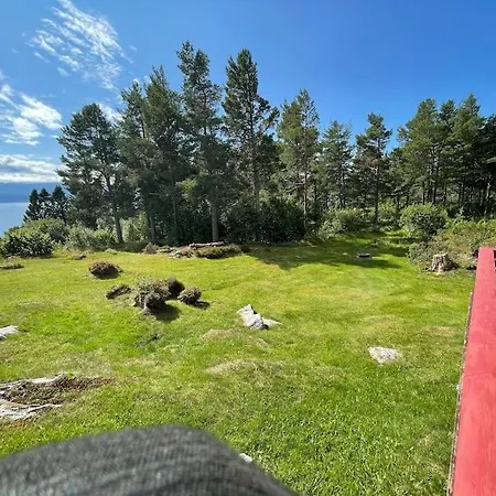 Sjarmerende Omgitt Av Vakker * Molde