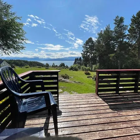 Sjarmerende Omgitt Av Vakker Lejlighed *