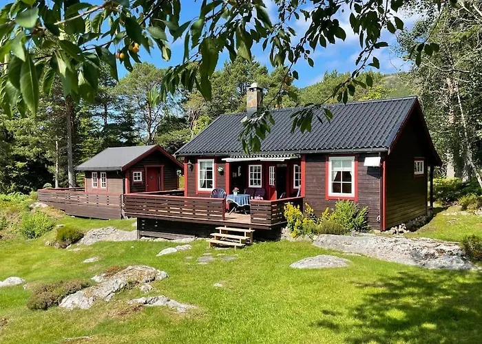 Sjarmerende Omgitt Av Vakker Leilighet