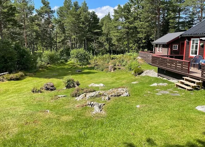 Sjarmerende Omgitt Av Vakker Molde