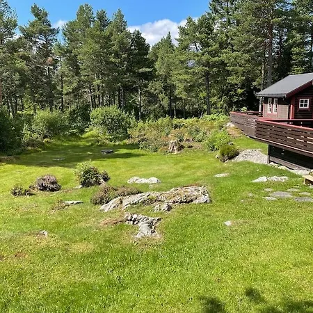 Sjarmerende Omgitt Av Vakker Molde